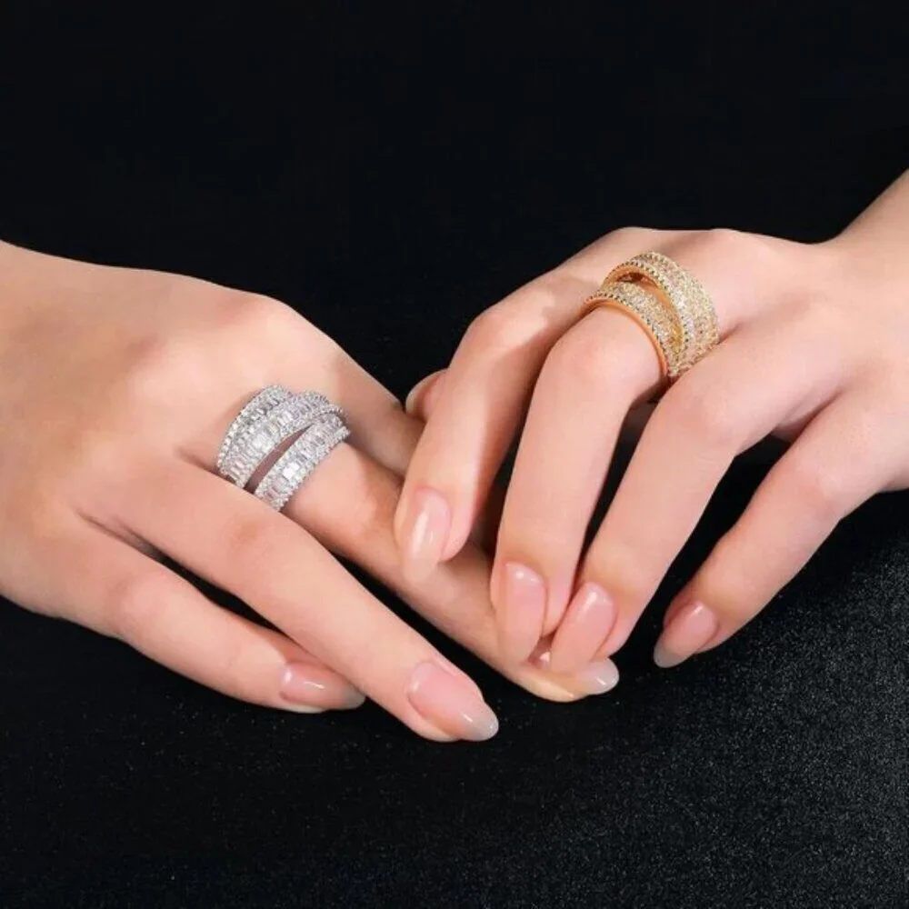 ⭐ MDFUN 18K Gold Plated Emerald Cut CZ Eternity Ring | Wedding & Promise Band